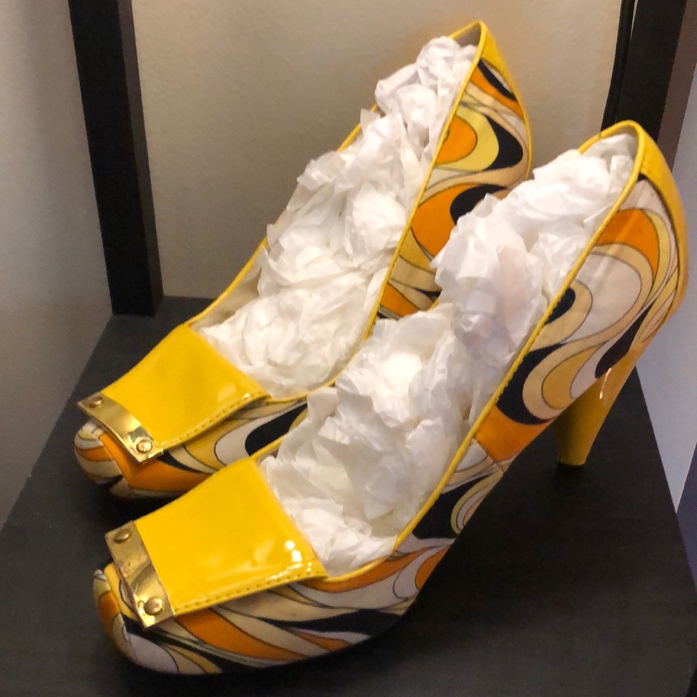 Vintage Pattern Shoes